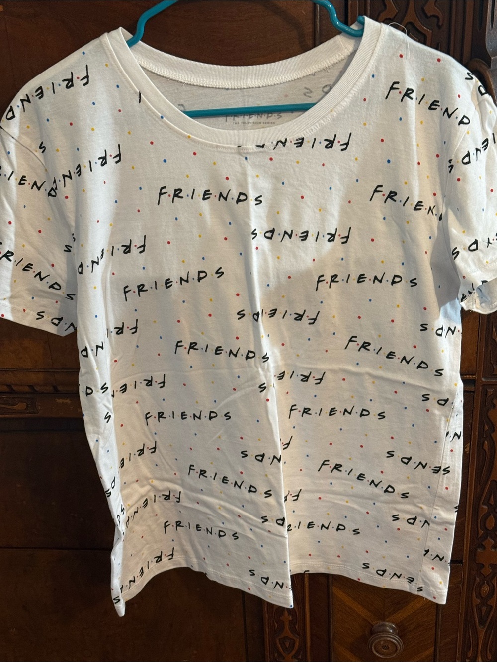 FRIENDS White Logo Dot Tee